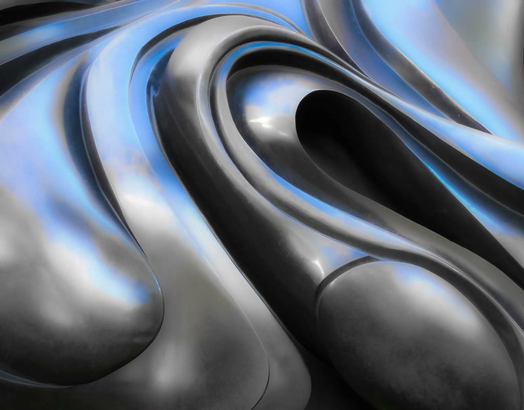 Appearance Grading of Reflective Metal Casings: Only Trained with Good Products, Defect Escape Rate Reduced by 94%