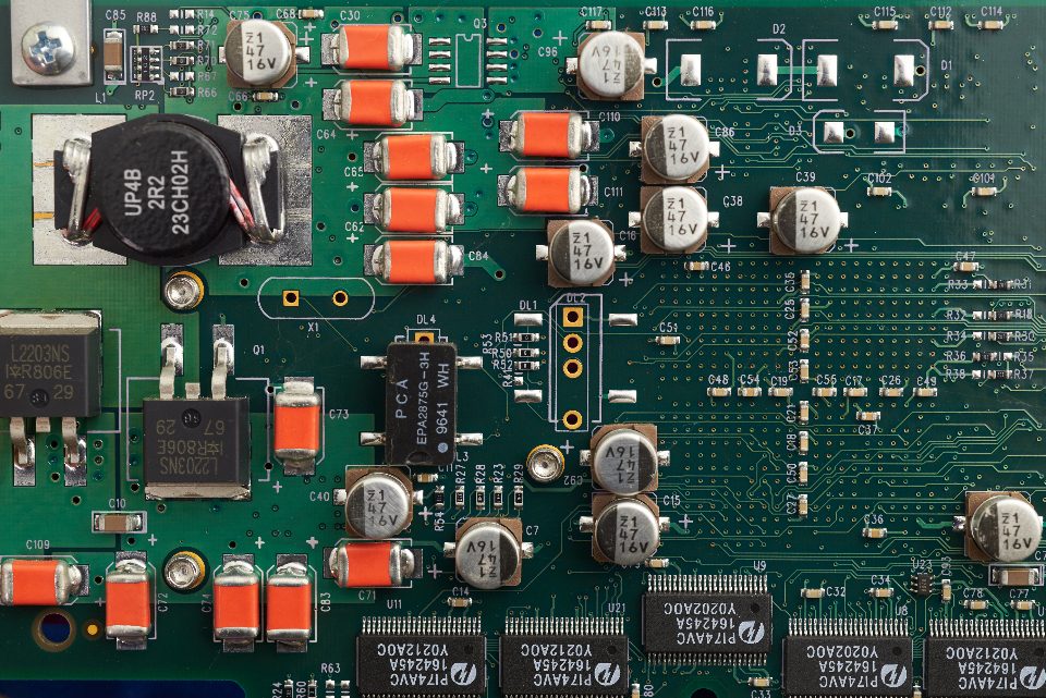 DaoAI AI visual inspection case in Electronics manufacturing