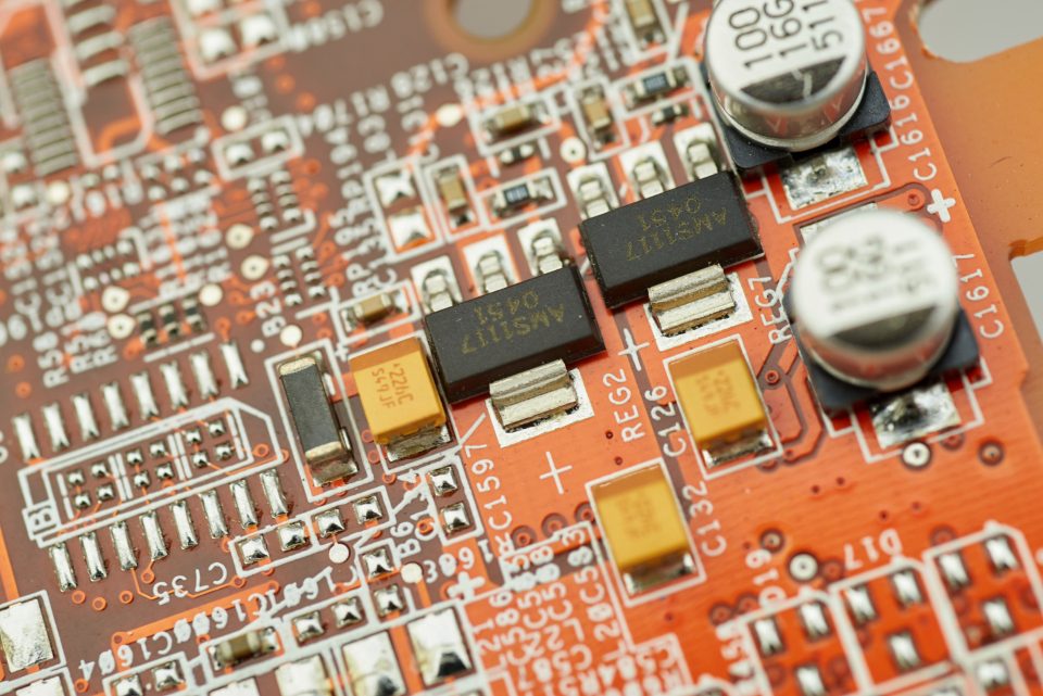 DaoAI AI visual inspection case in Electronics manufacturing