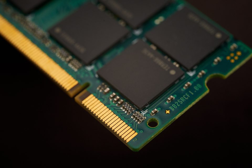 DaoAI AI visual inspection case in Semiconductor manufacturing