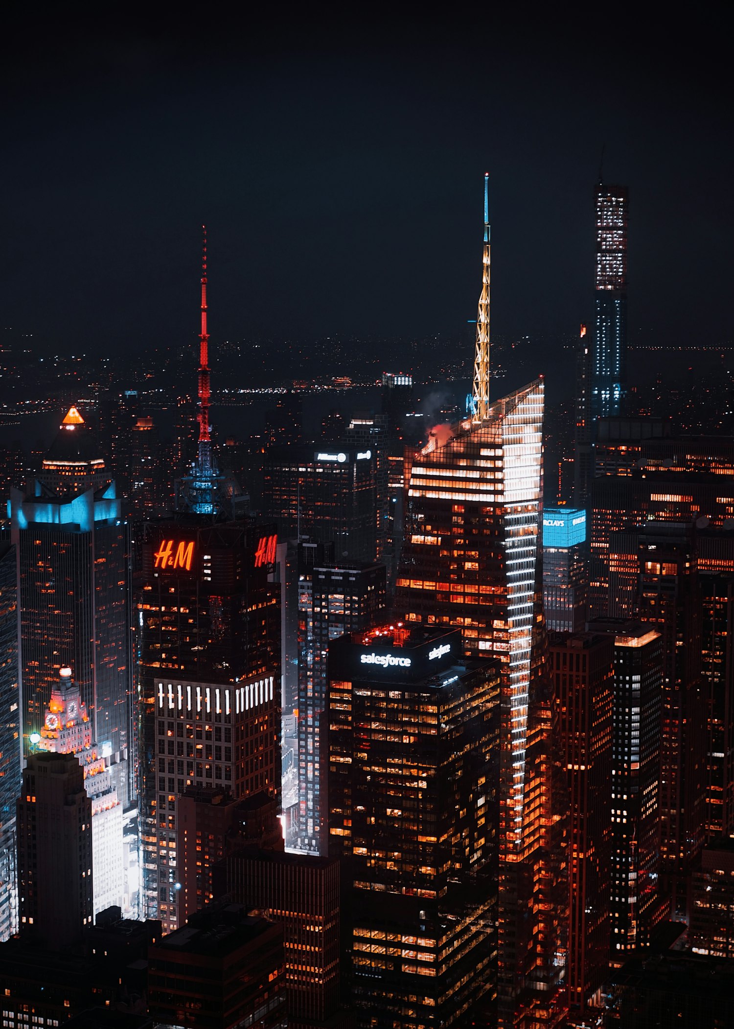 Smart city intelligent video surveillance