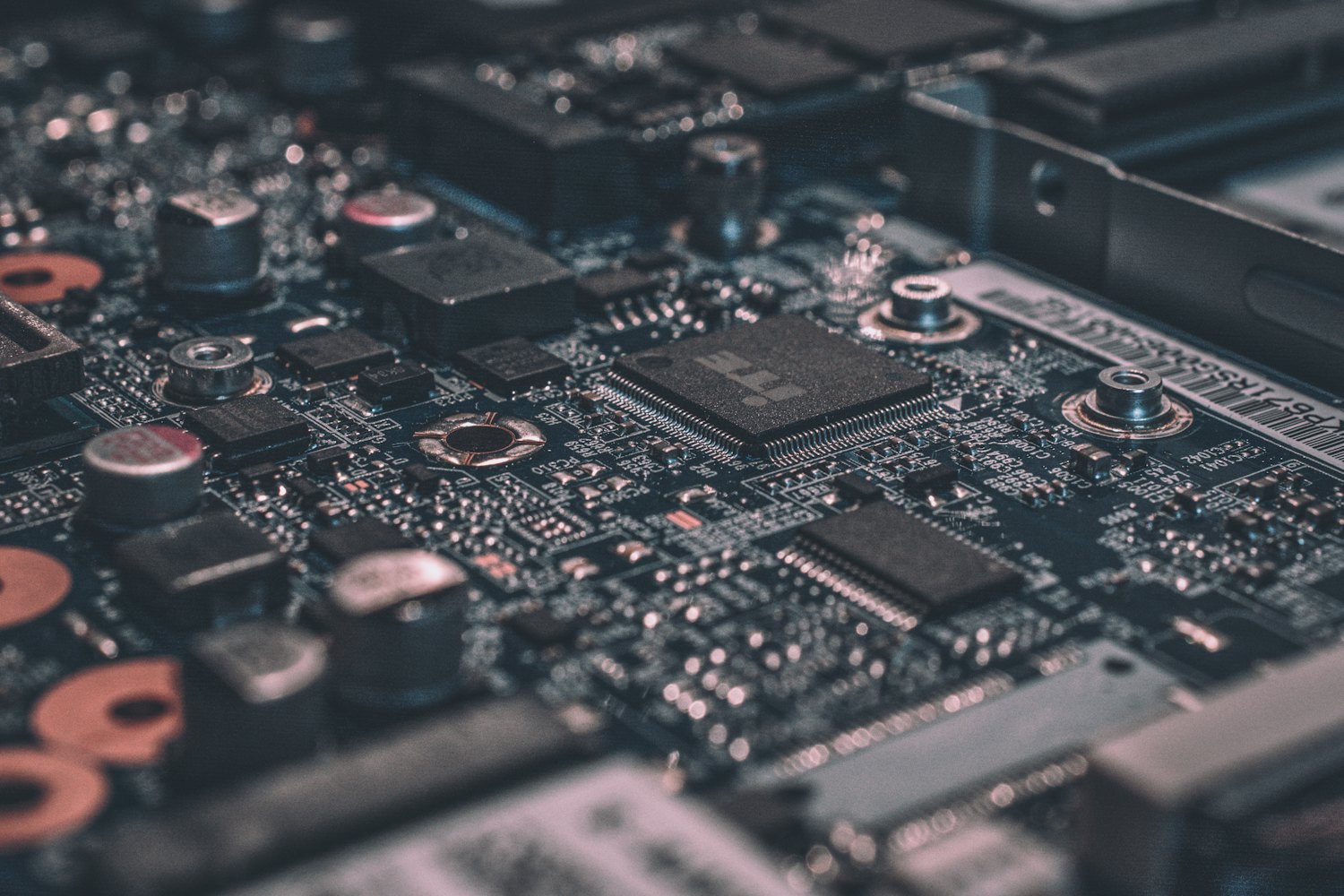 DaoAI AI visual inspection case in Electronics manufacturing